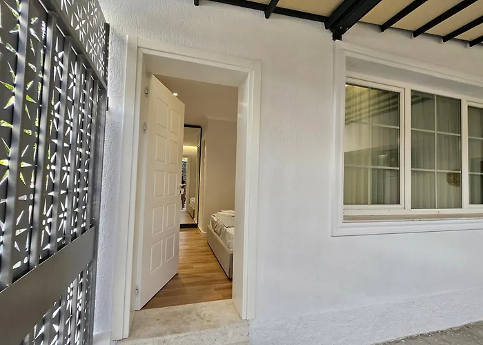 Tre's Bliss Heart Villa!!! Durrës