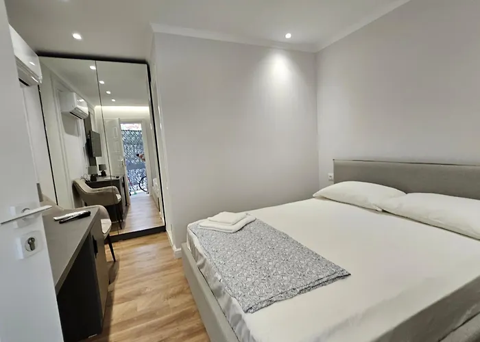 Bed & Breakfast Tre's Bliss Heart Villa!!! Durrës