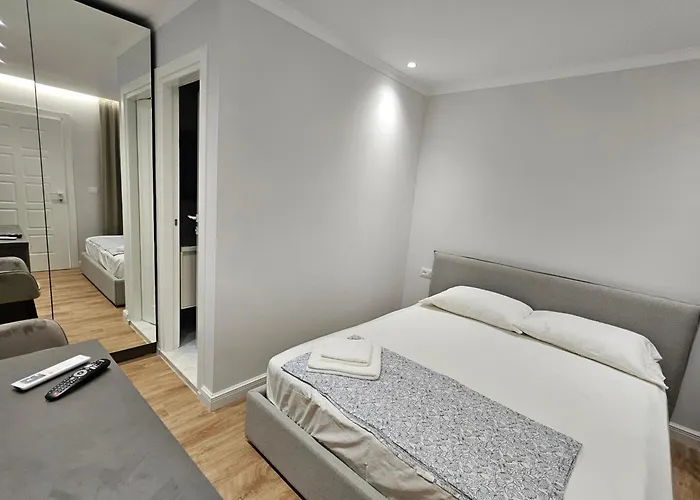 Tre's Bliss Heart Villa!!! * Durrës